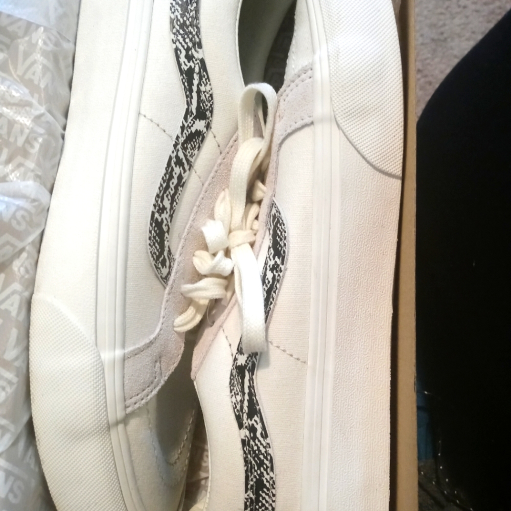 White vans